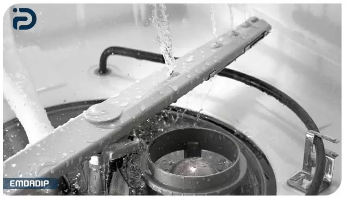 عیب یابی مشکل تخلیه نکردن آب ماشین ظرفشویی
