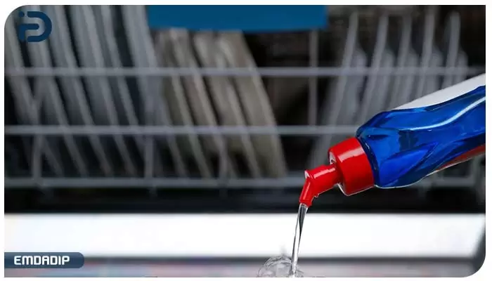 کاربرد مایع جلا دهنده یکی از شوینده ها در ماشین ظرفشویی