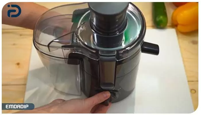 دلیل روشن نشدن دستگاه آبمیوه گیری چیست